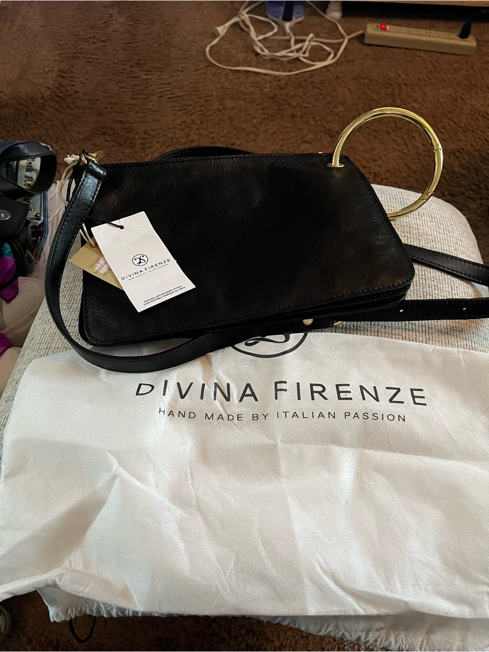 Divina Firenze leather Crossbody NWT